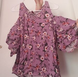 SO off the shoulder floral blouse